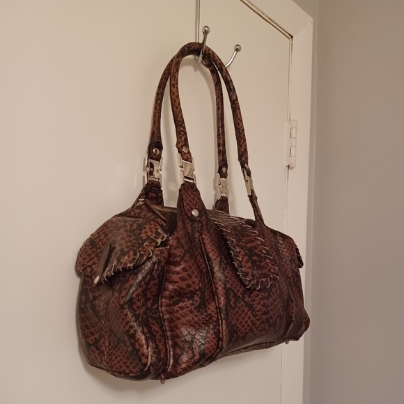 Hot in Hollywood Python Snakeskin Print Satchel Purse - Picture 7 of 11